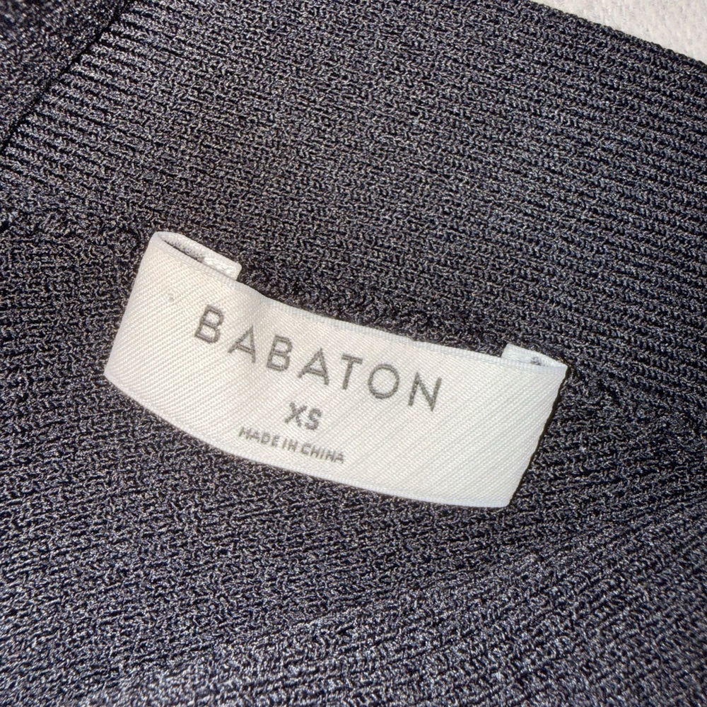 Babaton Sculpt Knit Black Cross-Front Crop Top - Picture 5 of 8
